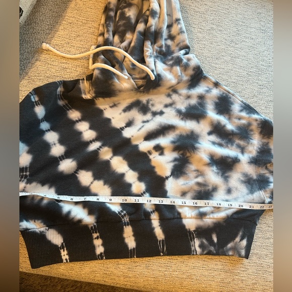 Aeropostale Tie Dye Cropped hoodie - Picture 7 of 8